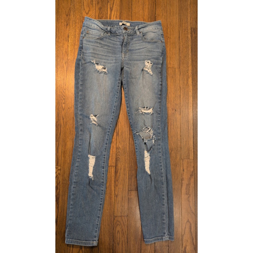 Refuge Medium Wash Distressed Skinny Jeans Womens Size 6 Ripped Stretch Denim